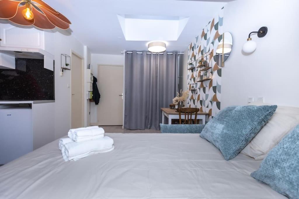 Studio Cosy Au Fort De Lourdes Apartment Exterior photo